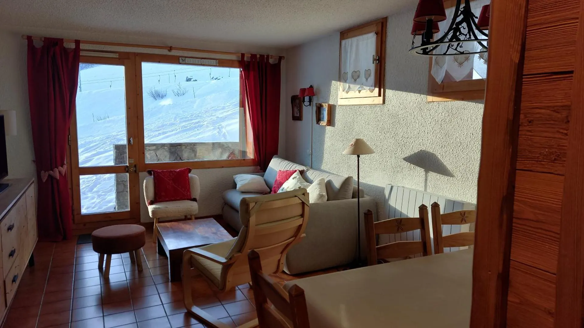 Apartment Appartement Skis Aux Pieds Meribel-Mottaret Avec Garage Et Wifi France
